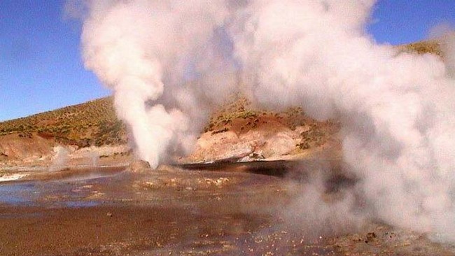 Hitze und Dampf am Tatio-Vulkan